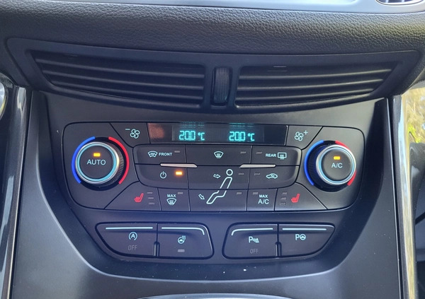 Ford C-MAX cena 36700 przebieg: 136417, rok produkcji 2016 z Złotów małe 781